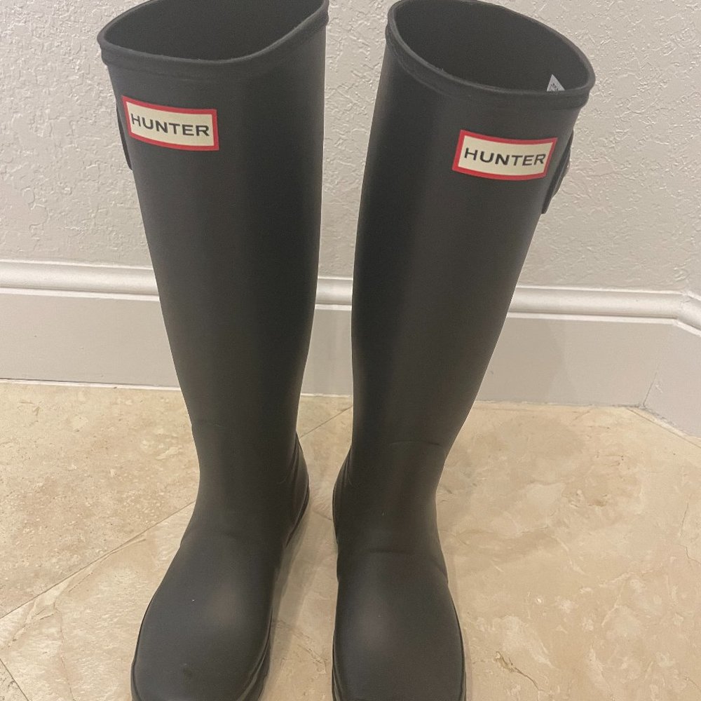 Hunter Rainboots Black Size 7